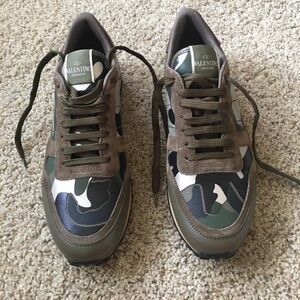 Valentino Garavani rockstuds camouflage size42/9,5